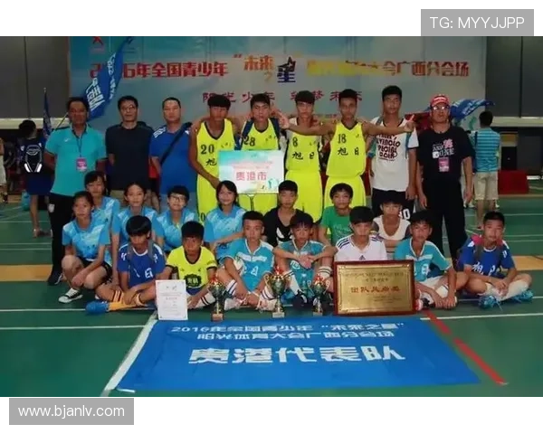 洪山区足球代表队奋勇拼搏展现青年力量推动地方体育事业全面发展 洪山区足球代表队奋勇拼搏展现青年力量推动地方体育事业全面发展