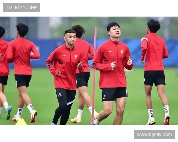 中国男足再创佳绩顽强逆转夺冠展现新时代拼搏精神 中国男足再创佳绩顽强逆转夺冠展现新时代拼搏精神