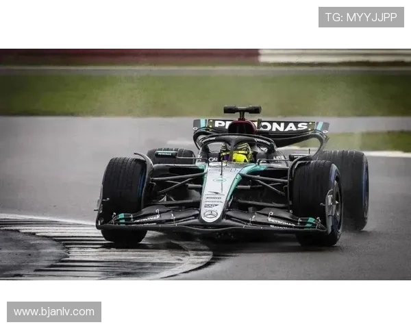 F1赛季:梅赛德斯车队发布最新赛车设计方案 F1赛季:梅赛德斯车队发布最新赛车设计方案