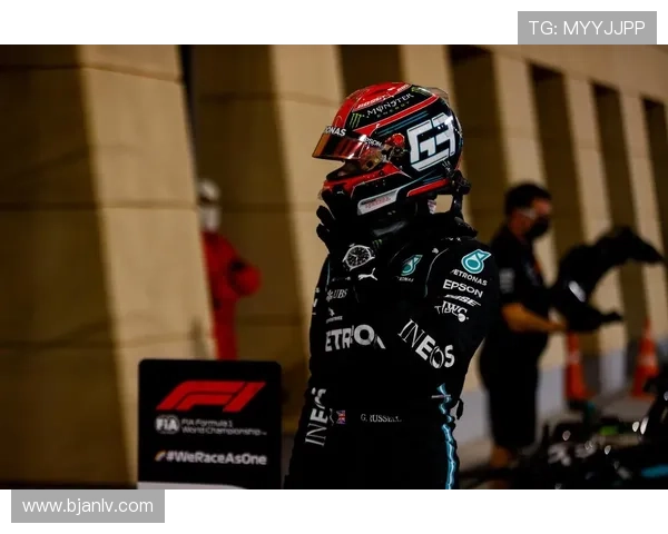 F1新赛季揭幕战激烈角逐 红牛车队与梅赛德斯谁主沉浮