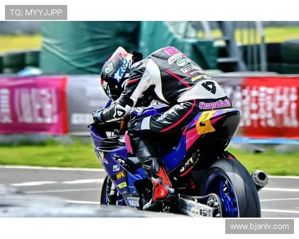 摩托车大奖赛最新动态：新赛季车手阵容与技术革新引关注