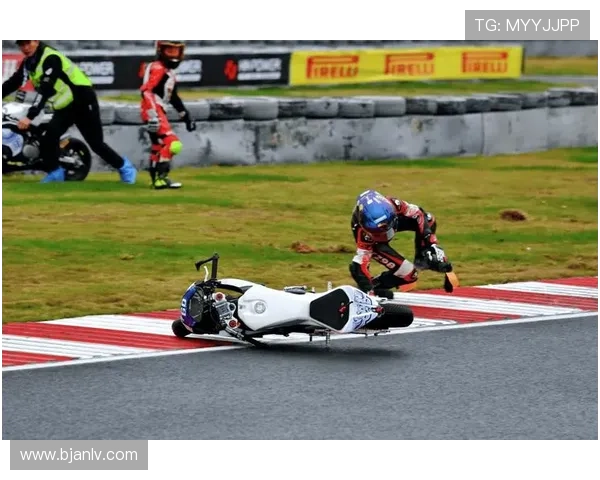摩托车大奖赛新赛季开幕 揭幕战精彩回顾及车队阵容变动 摩托车大奖赛新赛季开幕 揭幕战精彩回顾及车队阵容变动